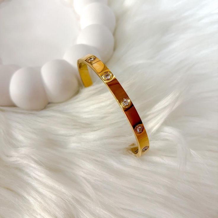 Diamond cartier bracelet